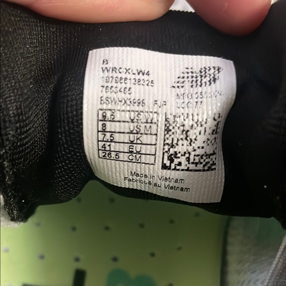 Teal New Balance Supercomp trainer v3 running sneakers in 9.5 w or 8 m - Picture 7 of 8